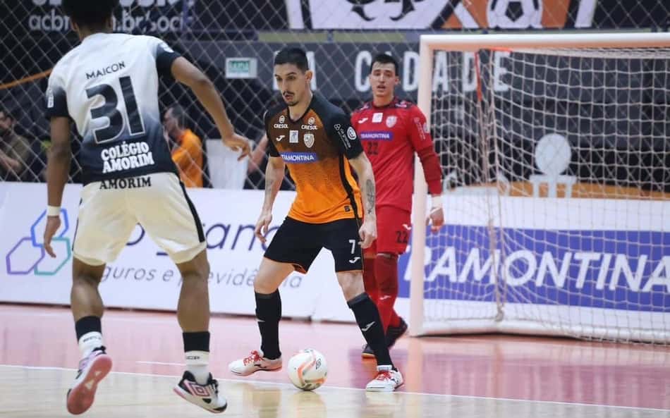 Carlos Barbosa e Corinthians se enfrentaram pelo jogo de ida das oitavas de final da LNF. (Foto: Lucka Cyríaco)