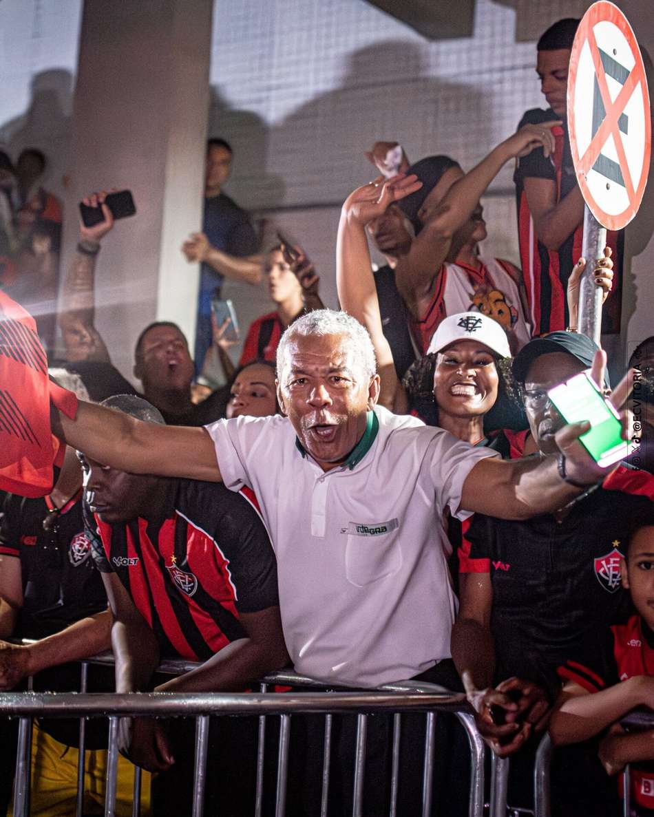 Jason, torcedor do Vitória que viralizou nas redes sociais (Foto: Victor Ferreira / EC Vitória)