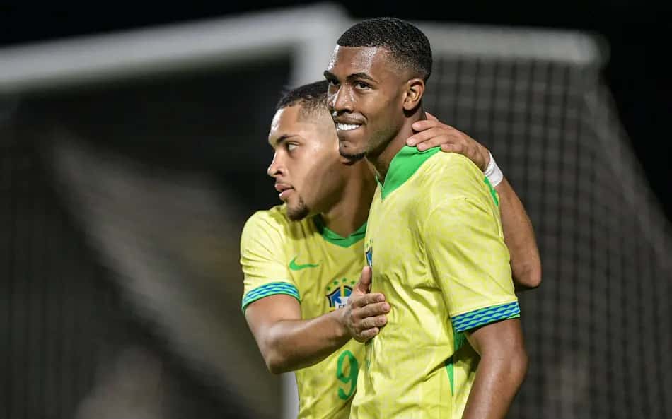 Vitor Roque e Rayan marcaram os gols da vitória do Brasil sobre o México, em amistoso (Foto: Staff Images/CBF)
