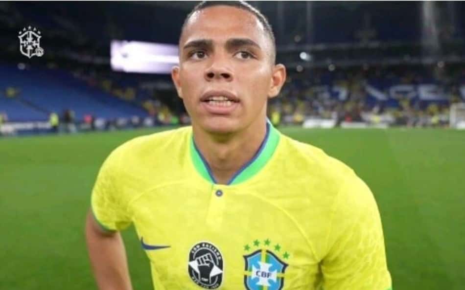 Vanderson em campo pela Seleção Brasileira (Foto: Reprodução / CBF TV)