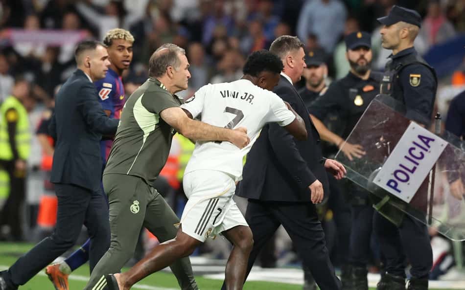 Após El Clásico, jornal espanhol defende Vini Jr: 'Tem motivos'