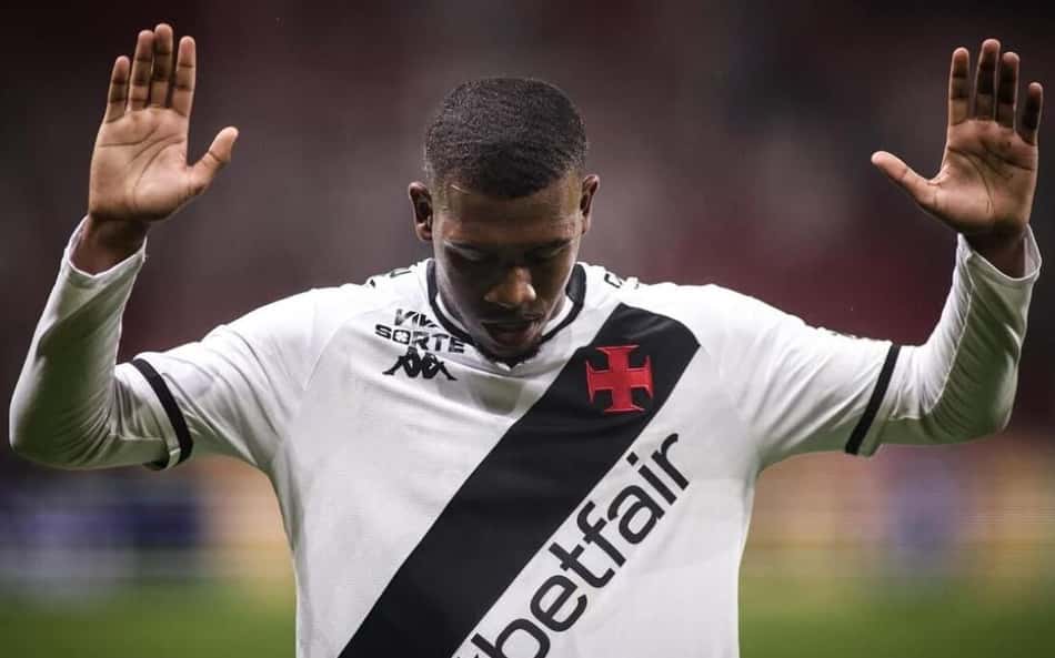Rayan é o líder de finalizações no Brasileirão 2025