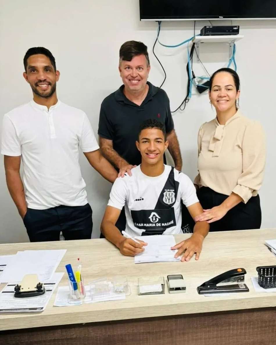 Atacante se destacou na equipe Sub-17 da Macaca (Foto: Divulgação)