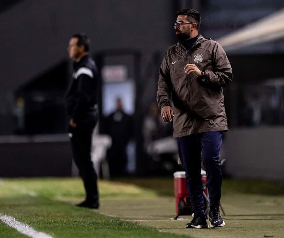 Corinthians Raphael Laruccia