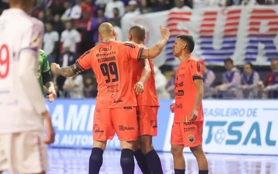 Ao vivo: Lance! transmite Passo Fundo x Paraná pelo Brasileiro de Futsal