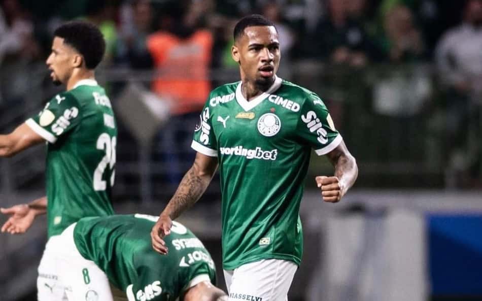Do fim da fila a herói improvável: Allan vive noite mágica e crava nome na história do Palmeiras