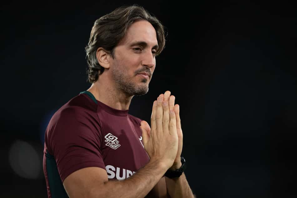 Zubeldía, técnico do Fluminense, durante partida contra o Juventude pelo Brasileirão