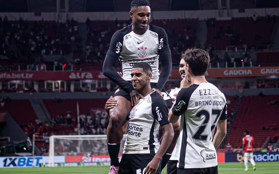 Dorival escala Corinthians com Yuri no ataque contra o Mirassol; Memphis começa no banco