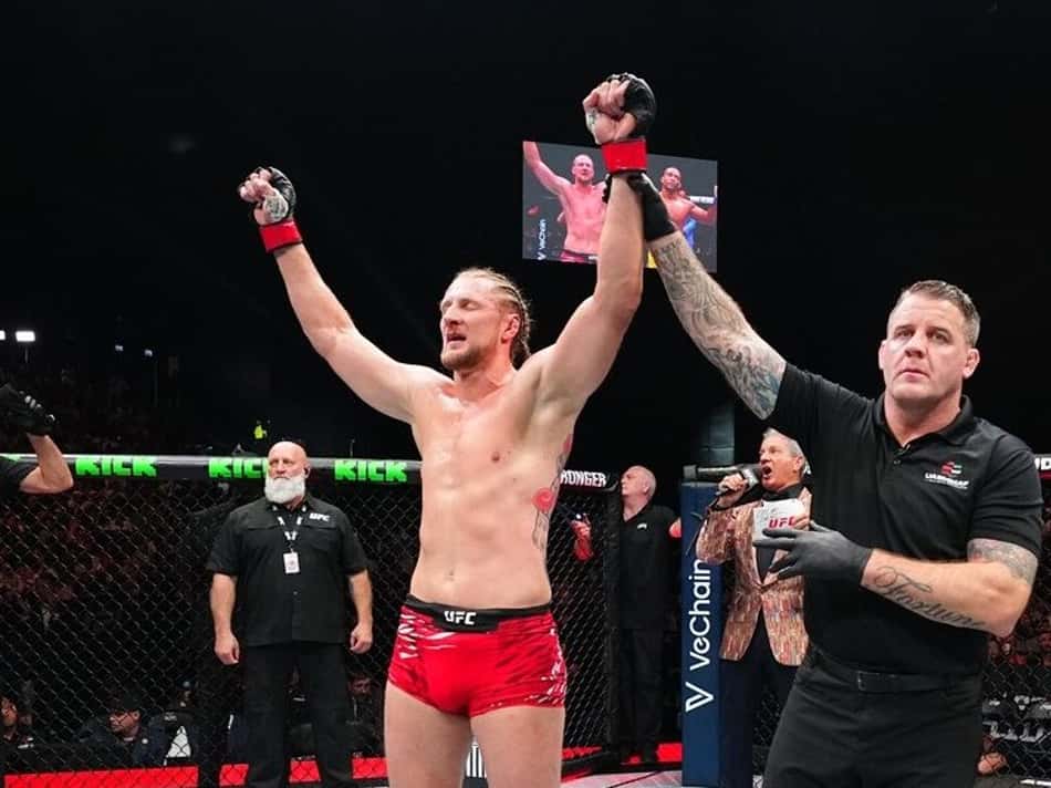 Alexander Volkov venceu Jailton Malhadinho no UFC 321 (Foto: Reprodução/UFC Brasil)