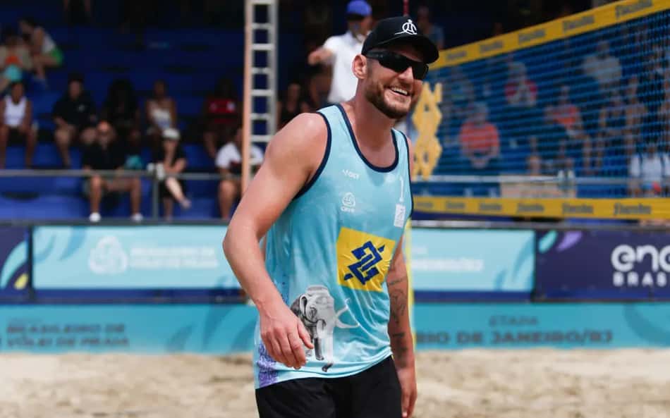 Mamute se aposenta com bronze no Circuito Brasileiro de vôlei de praia; confira resultados