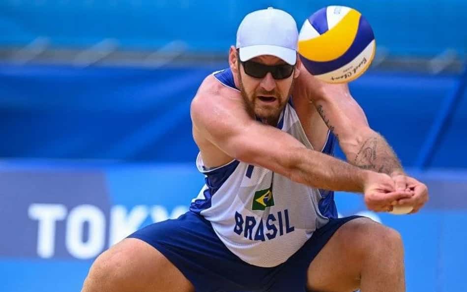 Despedida de Alison Mamute: relembre as conquistas do brasileiro no vôlei de praia