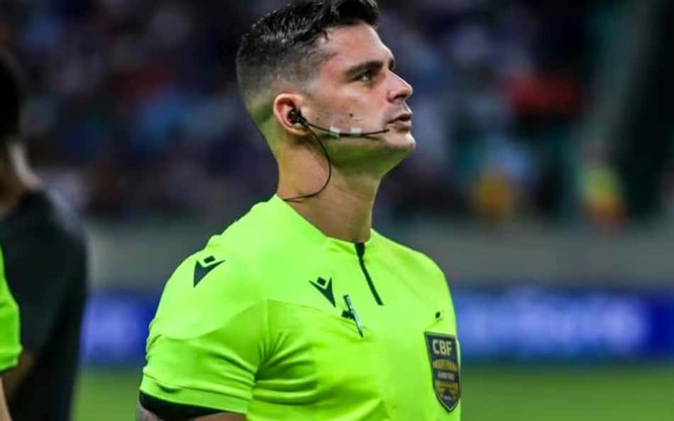 Árbitro Fernando Mendes de Salles Nascimento Filho (Foto: Divulgação)