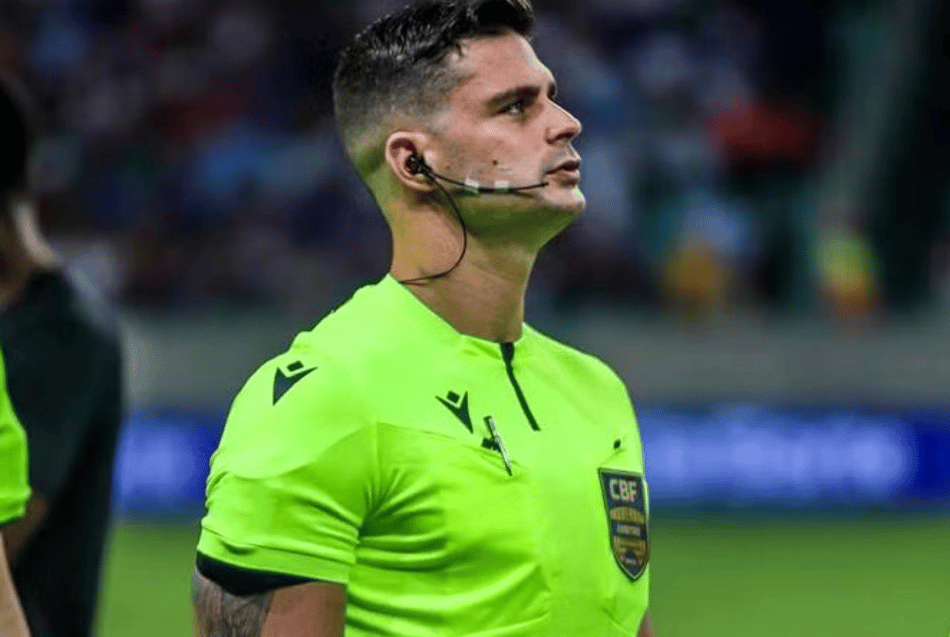 Árbitro Fernando Mendes de Salles Nascimento Filho (Foto: Divulgação)