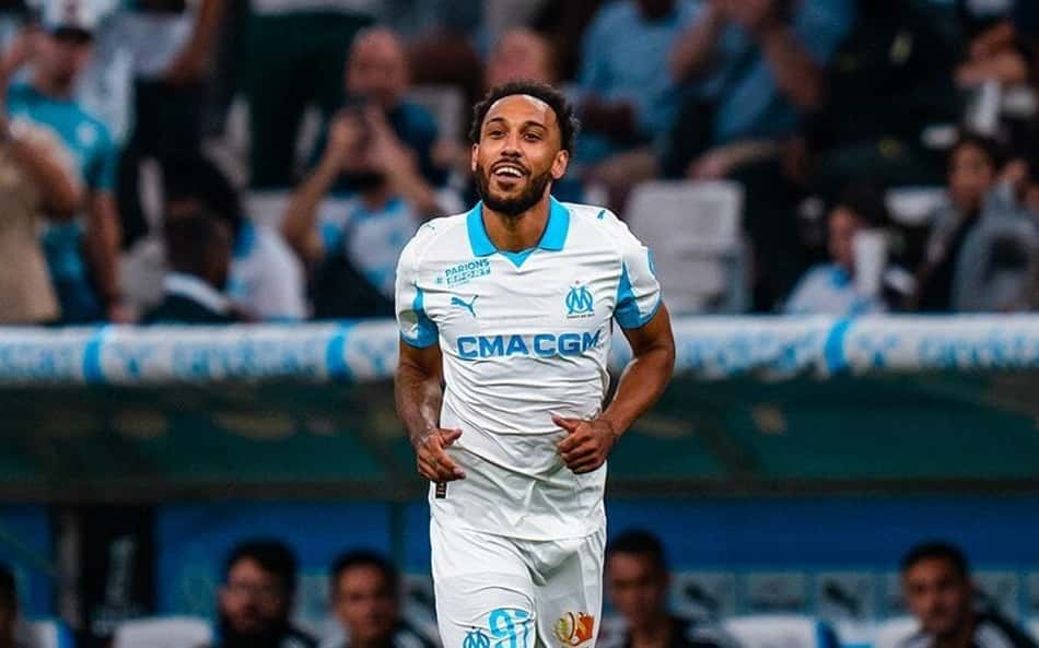 Aubameyang detona arbitragem da Champions: 'Escandaloso'
