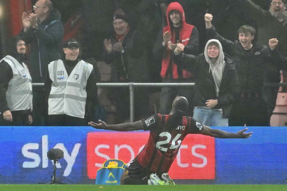 Pela Premier League, Bournemouth venceu o Fulham por 3 a 1 (Foto: Glyn KIRK / AFP)