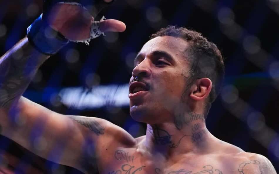 Carlos Prates após vitória no UFC 319 (Foto: Divulgação/UFC)