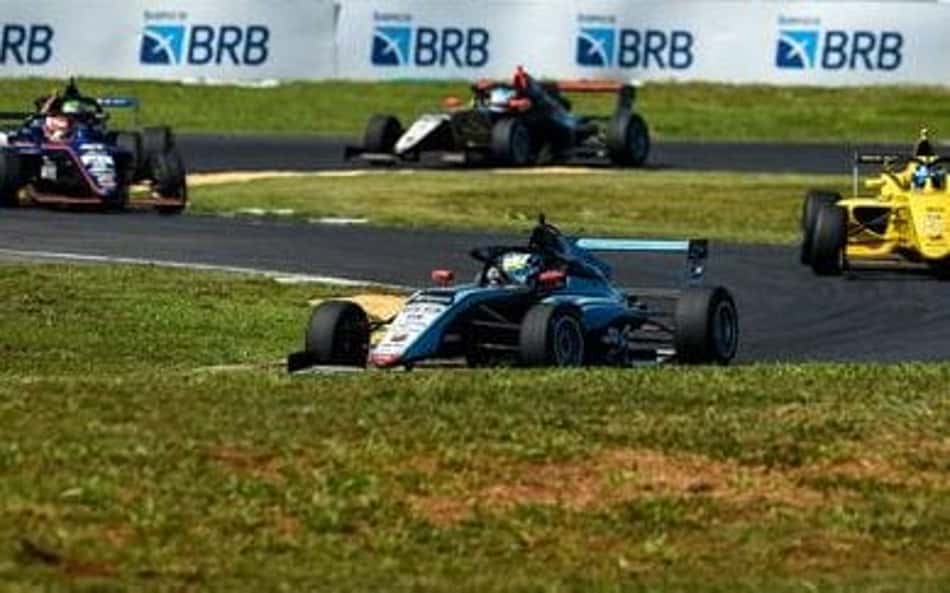 Piloto brasileiro é confirmado em categoria de base da F1