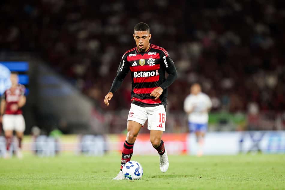 Samuel Lino durante Flamengo x Cruzeiro (Foto: Gilvan de Souza/Flamengo)