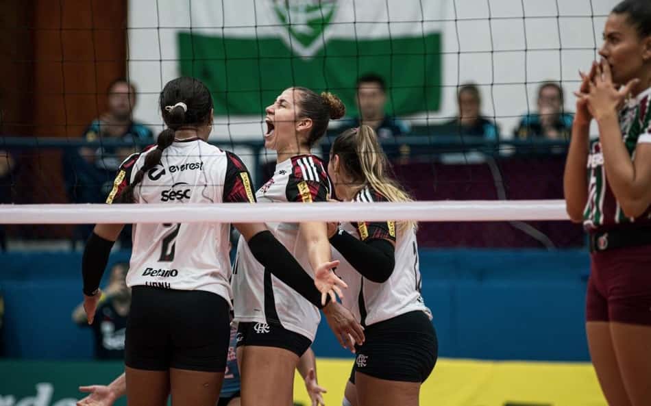 É campeão! De virada, Flamengo bate Fluminense e conquista o Carioca de Vôlei Feminino