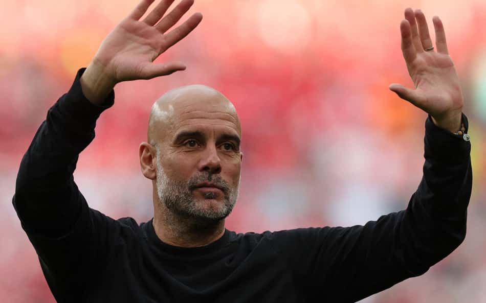 Guardiola quebra recorde de Ferguson e celebra: 'Vamos por mais'