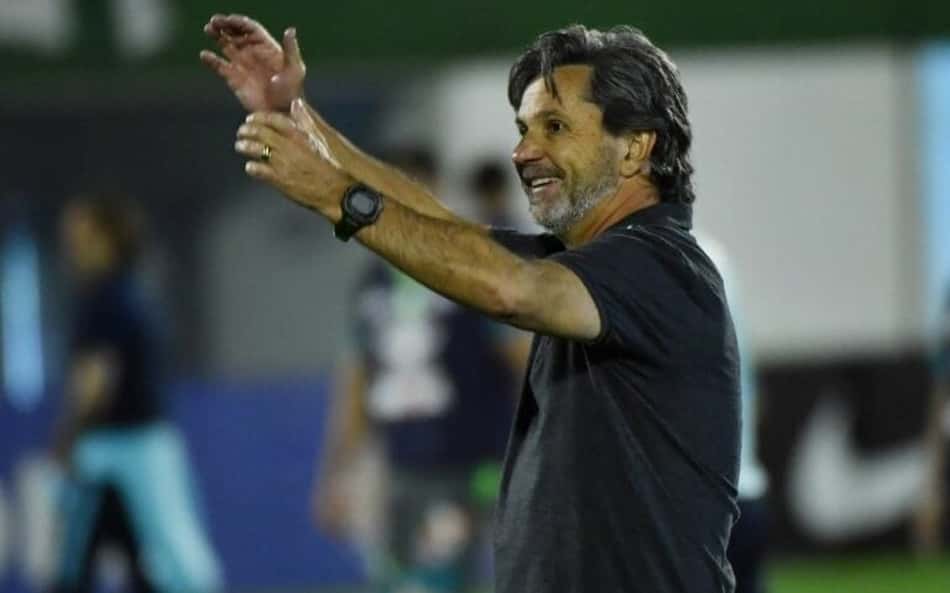 Justiça dá decisão favorável para família de Caio Júnior contra a Chapecoense