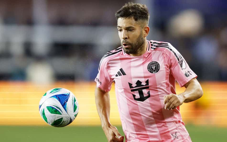 Ex-Barcelona, Jordi Alba anuncia aposentadoria do futebol