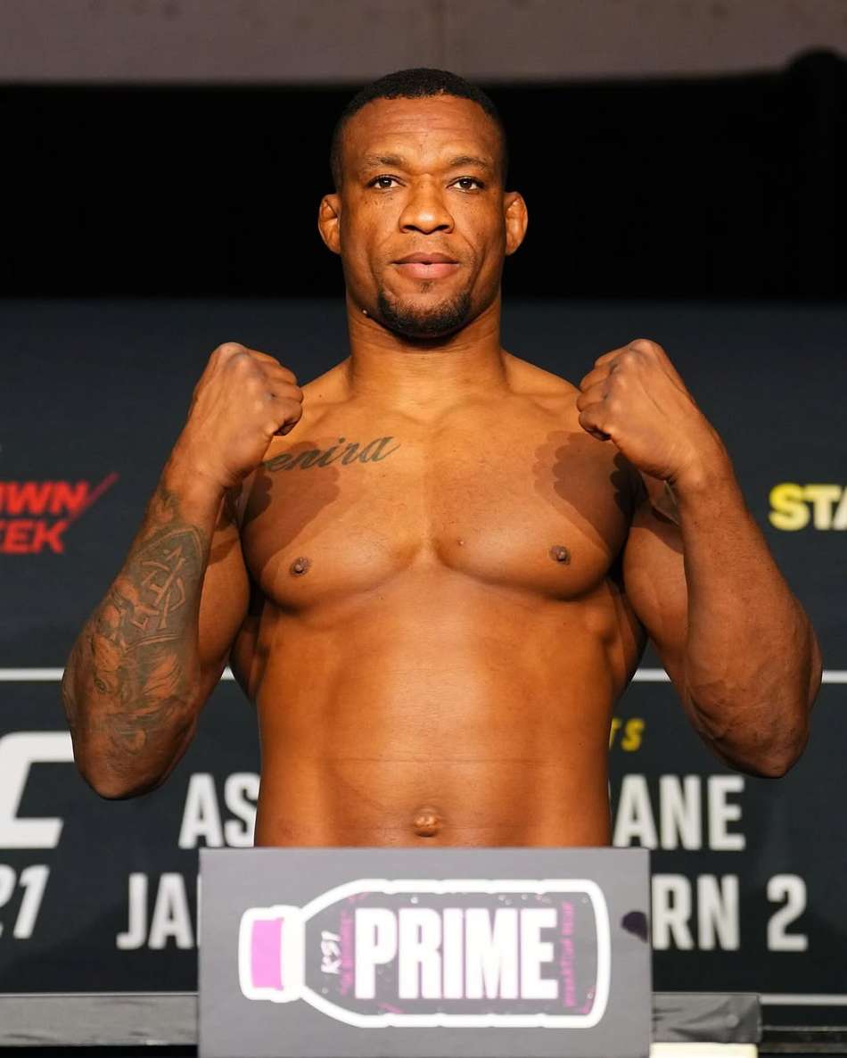 Jailton Malhadinho volta ao UFC neste sábado (Foto: Reprodução/Instagram/UFC)