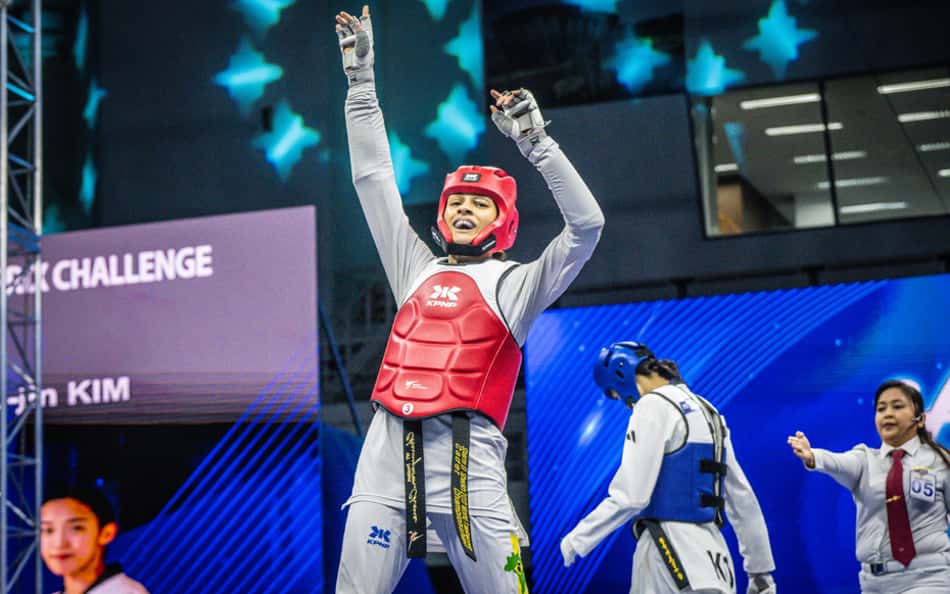 Jovem brasileira assume liderança do ranking mundial de taekwondo