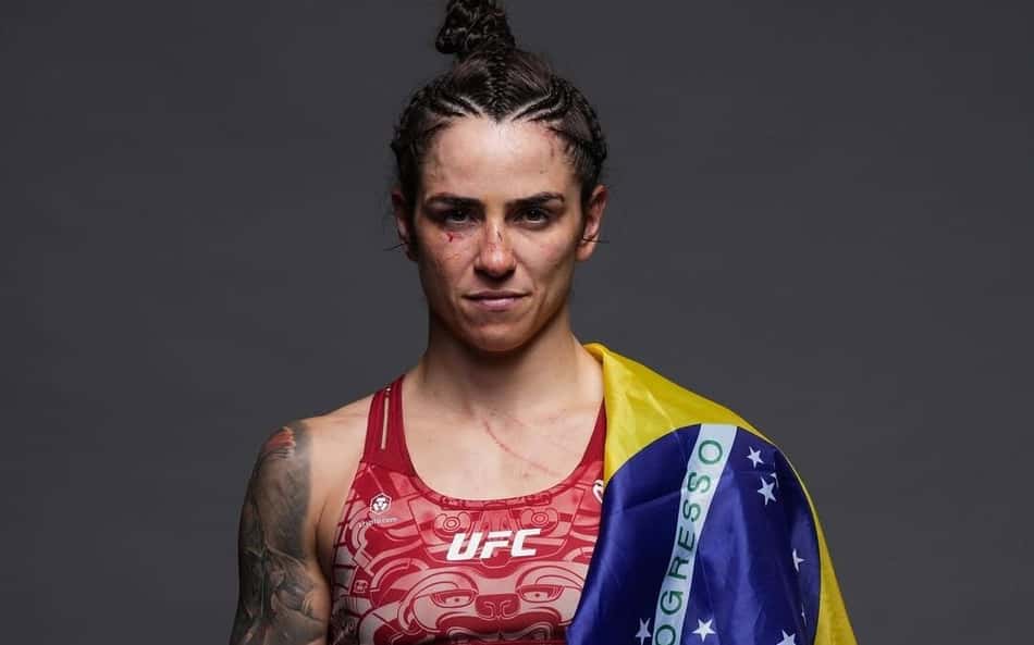 Norma Dumont após vitória no UFC (Foto: Reprodução/Instagram: @norma_dumont_mma)