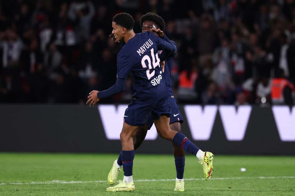 Pela Ligue 1, PSG e Strasbourg empataram por 3 a 3 (Foto: FRANCK FIFE / AFP)