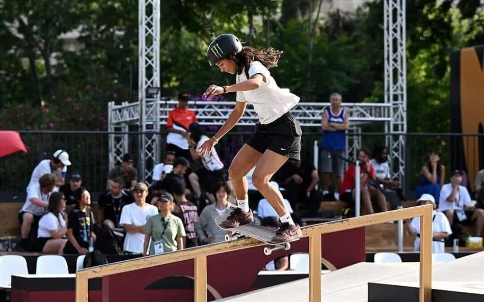 Rayssa Leal insiste no erro e é eliminada da final em Roland Garros