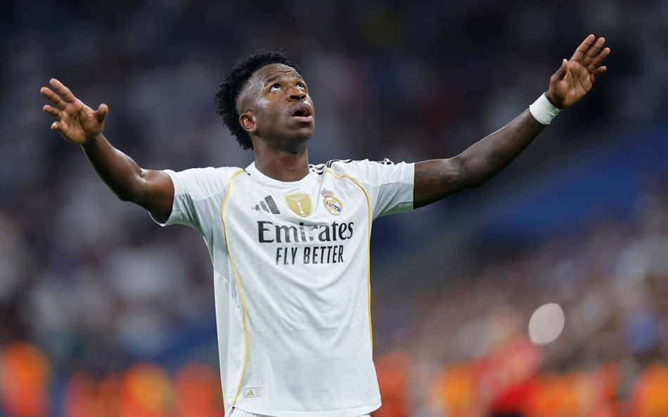 Real Madrid aceita negociar Vini Jr em transferência 'mais cara da história', diz jornal