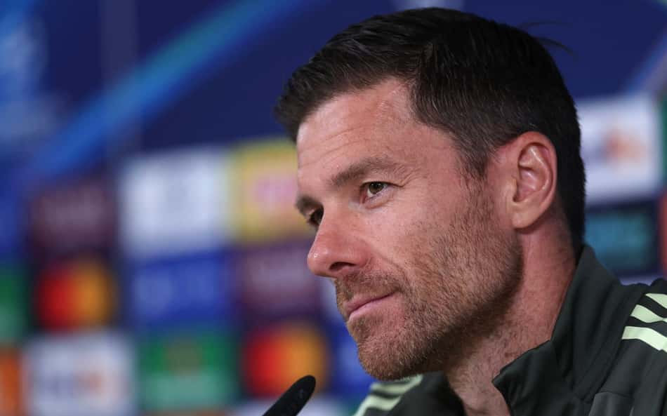 Xabi Alonso elogia brasileiro 'esquecido' do Real Madrid: 'Excelente notícia'