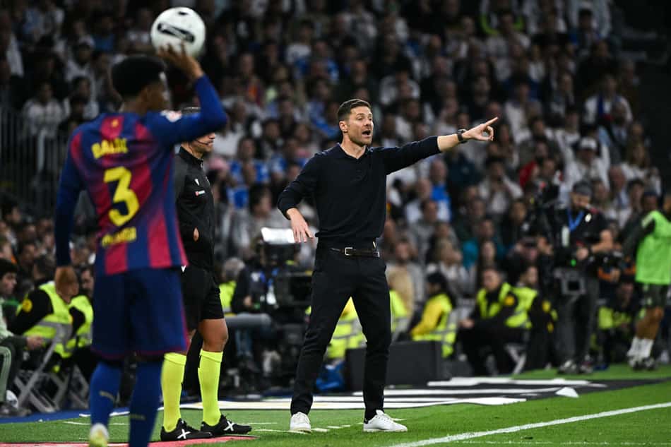 Xabi Alonso é treinador do Real Madrid (Foto: JAVIER SORIANO / AFP)