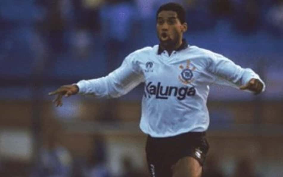 Corinthians 5 x 1 Botafogo no Brasileirão 1993; Viola e Rivaldo brilham no Pacaembu