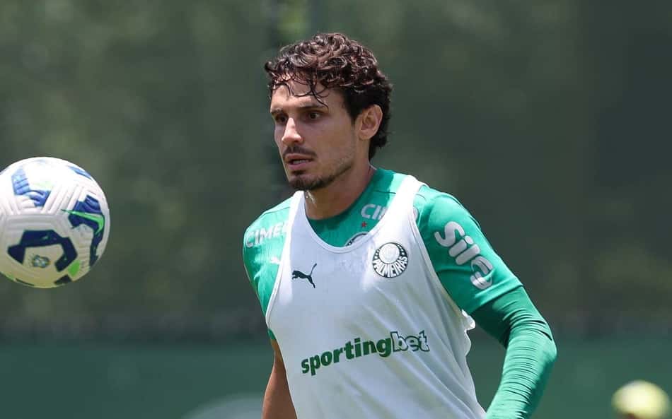 Palmeiras vive maratona no Brasileirão, e Veiga liga alerta: 'Atingir o título'
