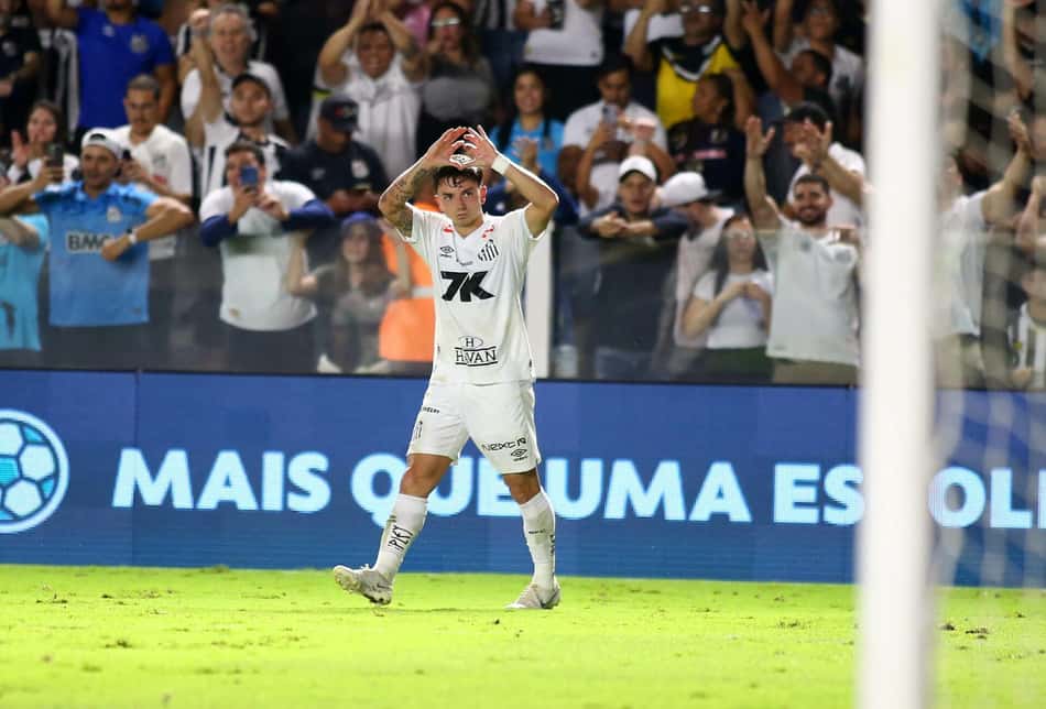 Barreal comemora gol do Santos contra o Corinthians, na Vila Belmiro. (Foto: Mauricio De Souza/Agif/Gazeta Press)