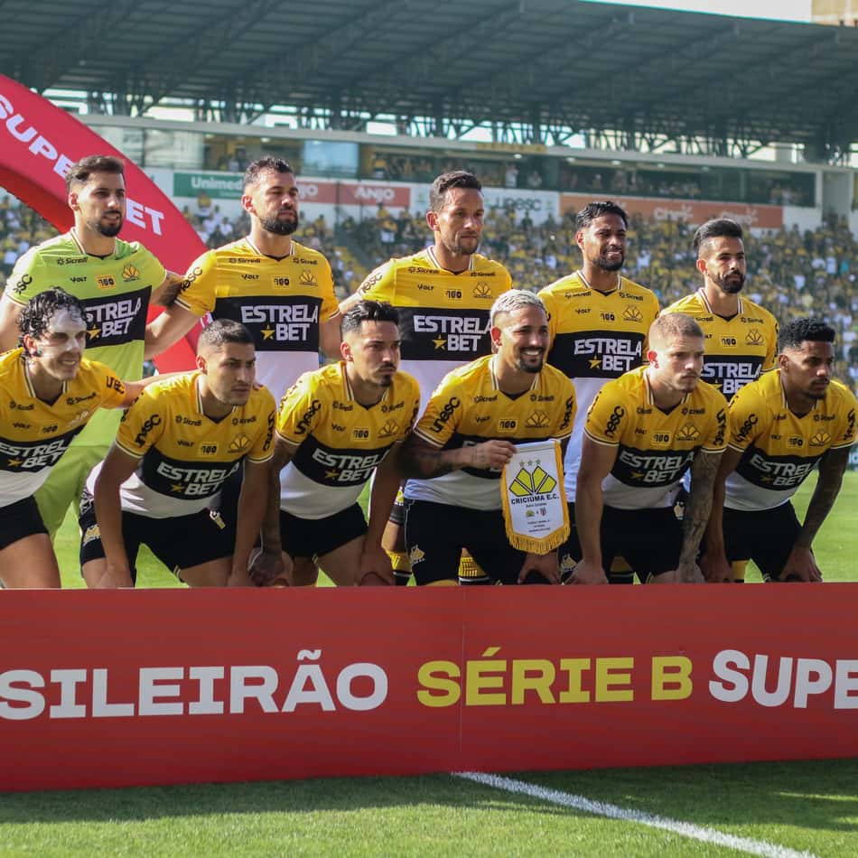Criciúma luta por vaga no G-4 da Série B (Foto: Leonardo Hubbe/AGIF/GazetaPress)
