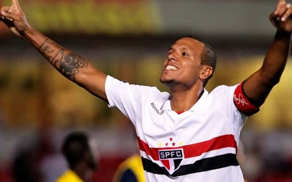 São Paulo 4 x 1 Flamengo no Brasileirão 2012; show de Fabuloso no Morumbi