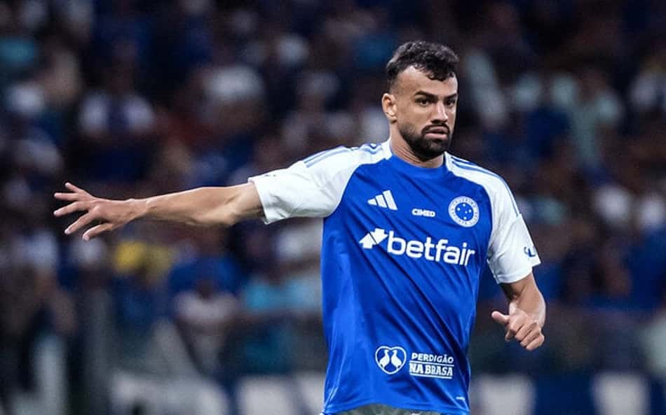 Para Fabrício Bruno, faltou sorte ao Cruzeiro no empate com o Flu