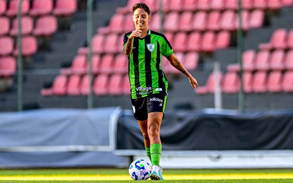 Atacante do América-MG fala sobre final do estadual contra o Cruzeiro