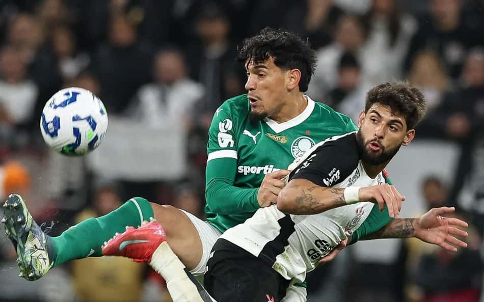 Jornalista diz que Corinthians tem mais chances de ser campeão que o Palmeiras
