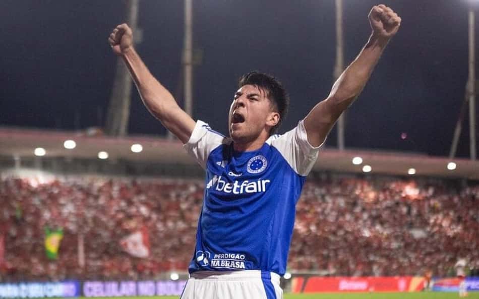 Volta de zaga titular dá segurança ao Cruzeiro para enfrentar o Grêmio