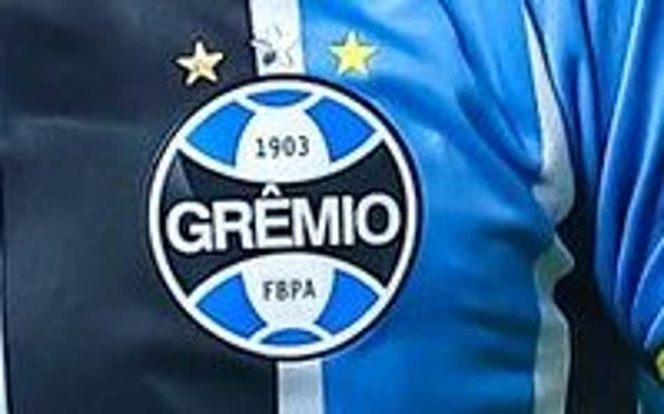 Edenílson vai reencontrar o Corinthians (Foto: Lucas Uebel/Grêmio FBPA)