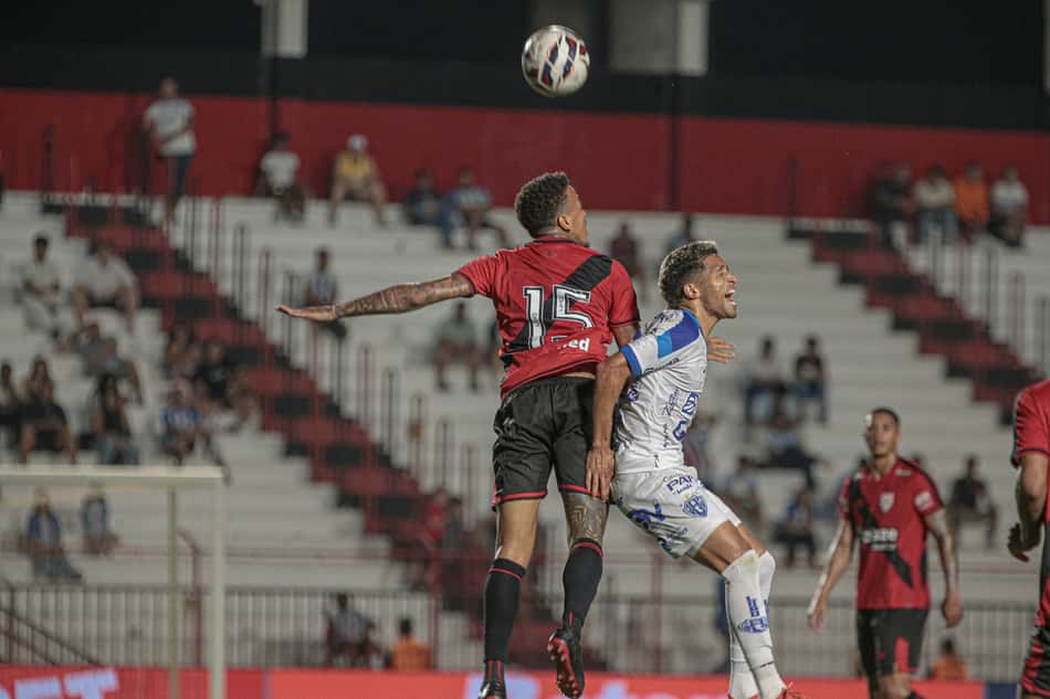 Atlético-GO e Paysandu