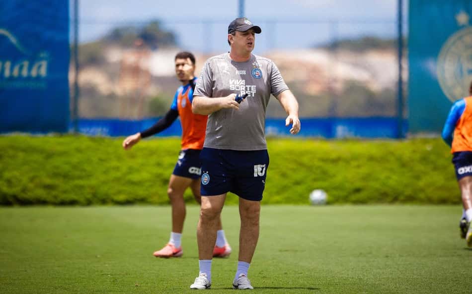 Veja desfalques, dúvidas e provável escalação do Bahia contra o Atlético-MG