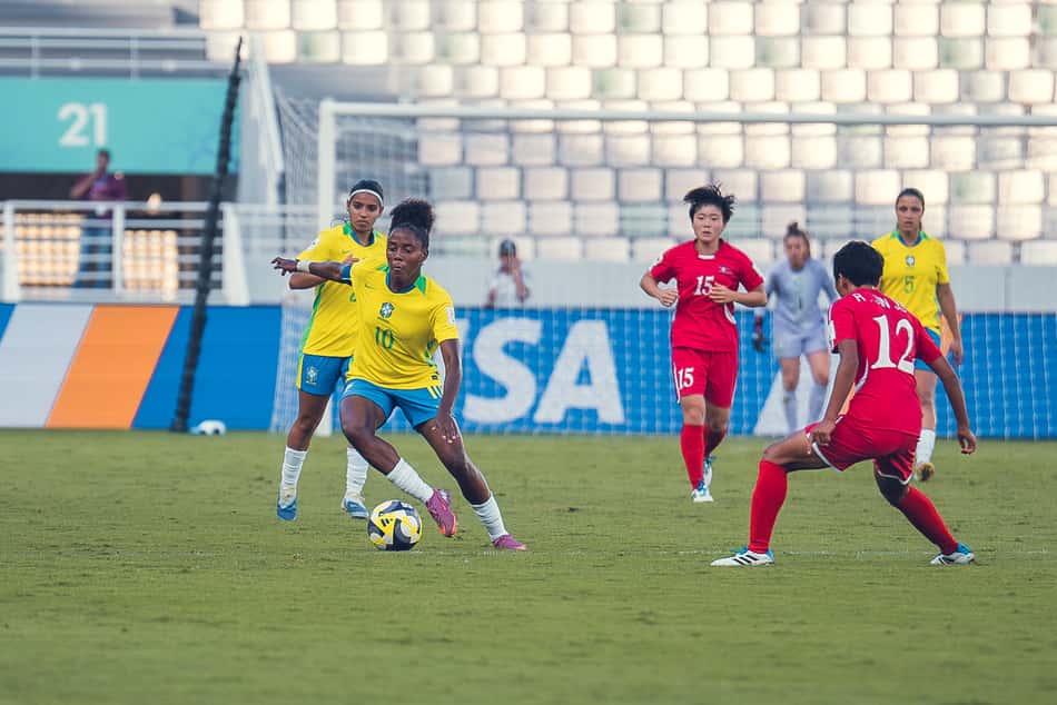 Kaylane atuando pela Seleção contra a Coreia do Norte. (Foto: Fabio Souza / CBF)