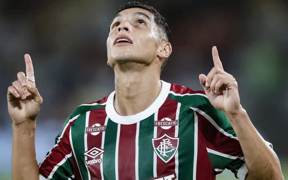 Serna comemora gol em Fluminense x Mirassol (Foto: LUCAS MERÇON / FLUMINENSE F.C.)