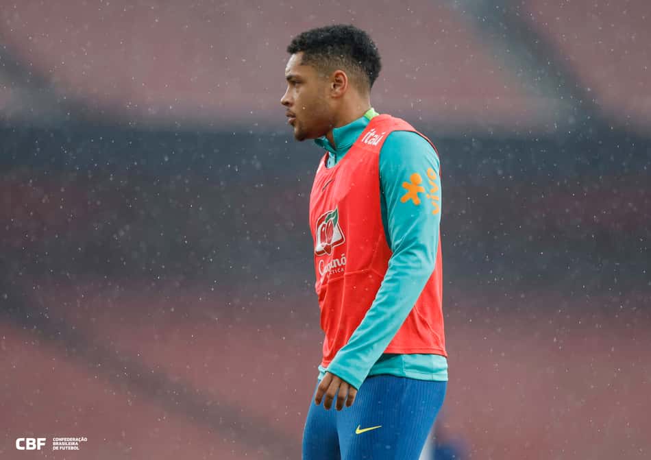 Vitor Roque Brasil
