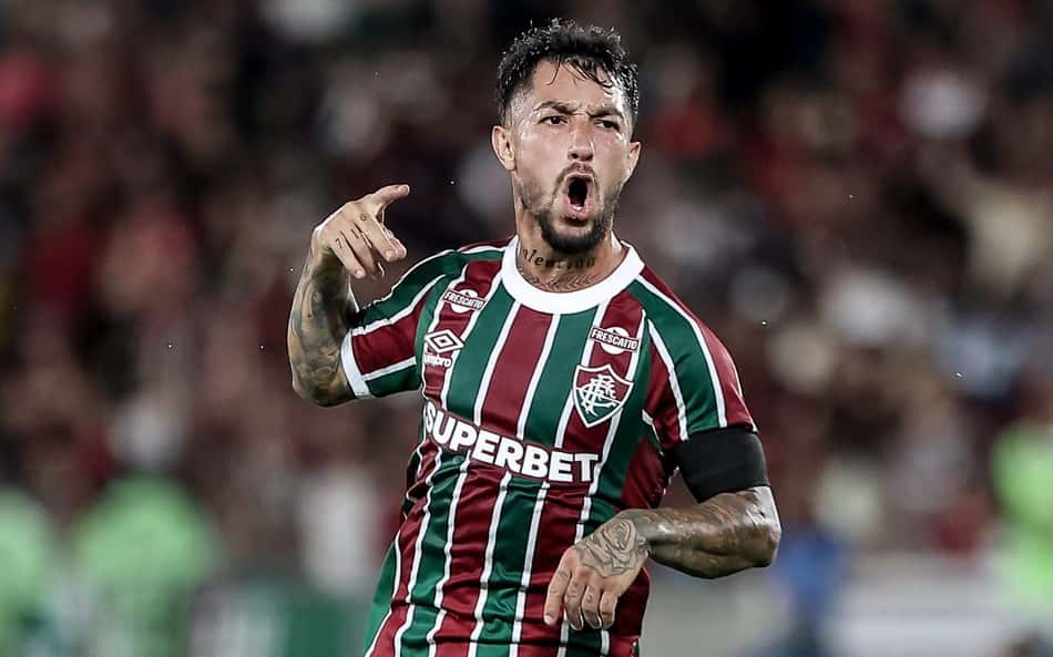 Brilho de Acosta no Fluminense x Flamengo tem explicação: 'Várias pessoas'